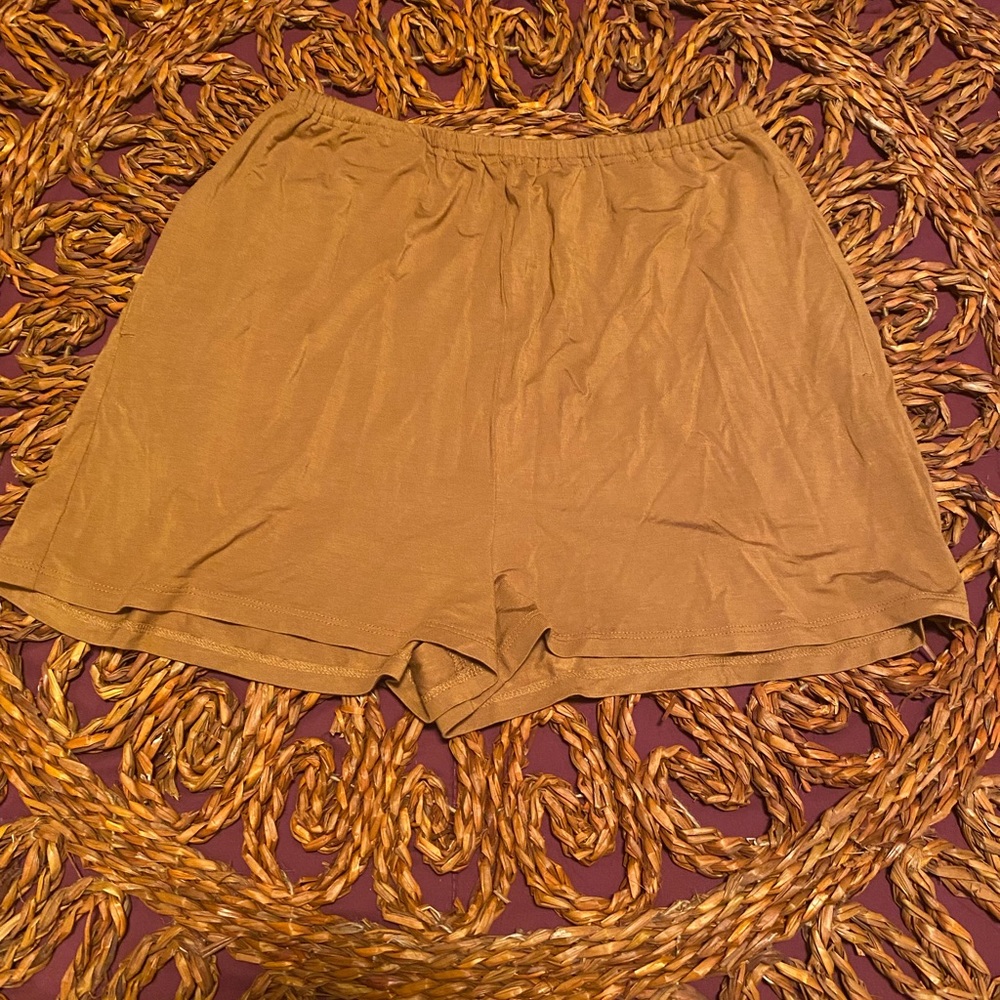 NWT L’Academie, size XS - Golden Brown Shorts